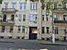 Продам двухкомнатную квартиру в центре города на ...