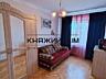 Квартира розташована в житловому фонді 80-90-х років. Будинок має ...