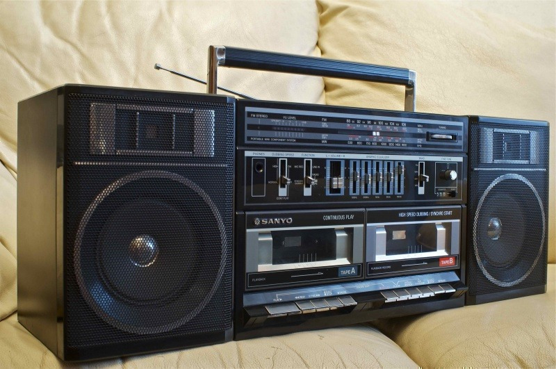 https://media.makler.md/production/an/original/000/010/973/000010973725.jpg