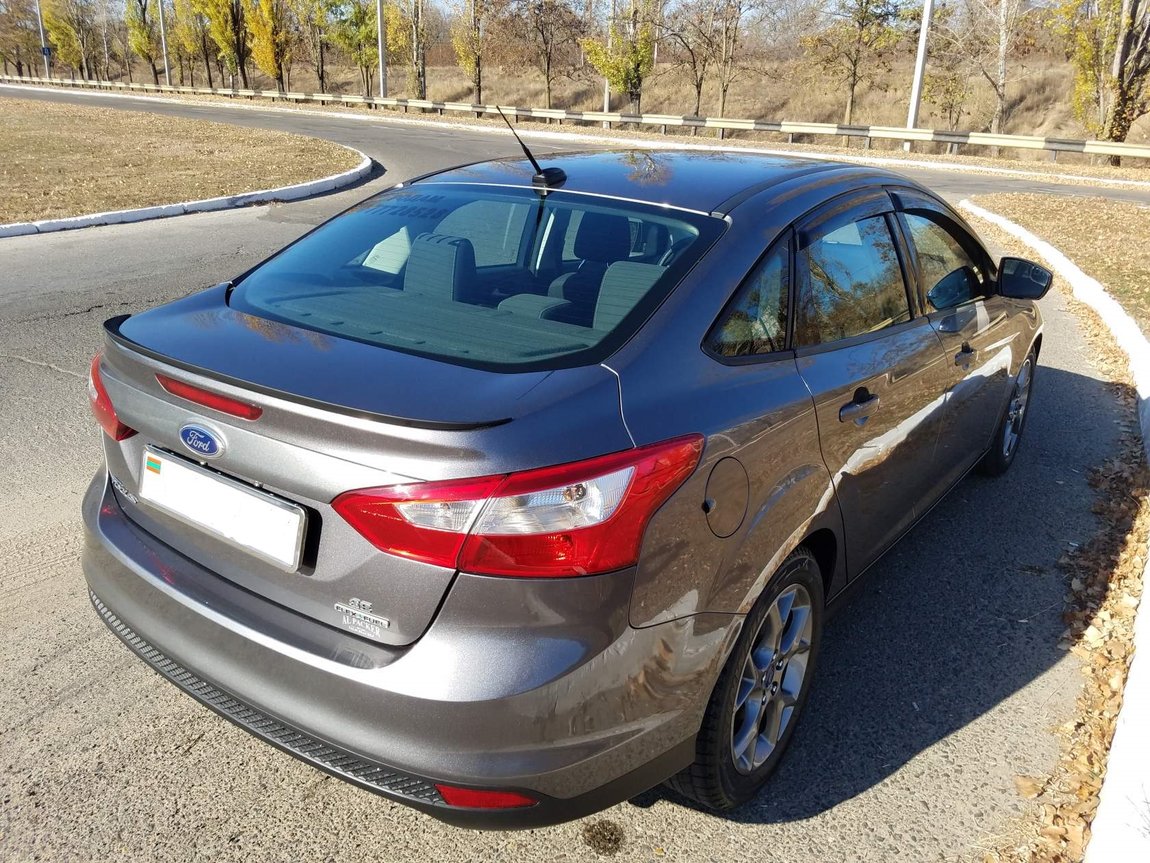 Focus se. Форд фокус 3 седан 2021. Ford Focus se. Форд фокус 3 se 2.0. Форд фокус 3 2013 год.