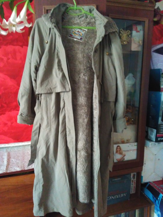 Продам пальто