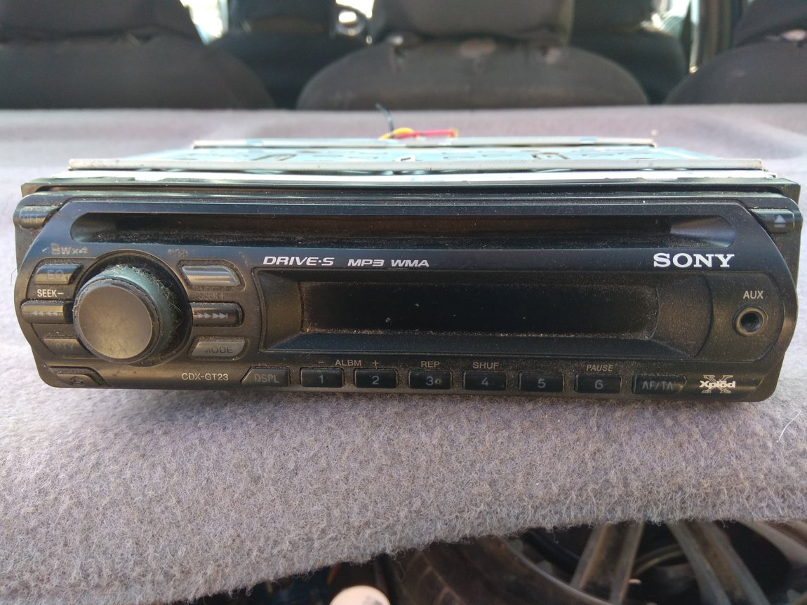 Автомагнитола sony. Sony cdx 200e. Автомагнитола сони mp40. CD магнитола Sony. Автомагнитола Sony 888.