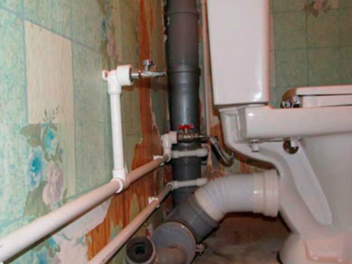 подвод канализации к унитазу в частном доме