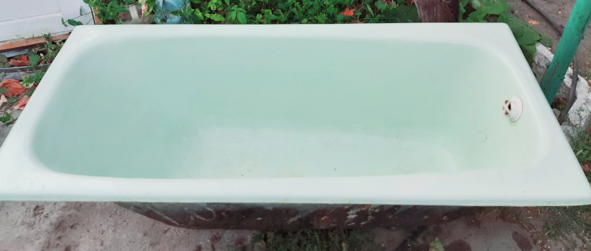 Продать чугунную ванну. Ванна чугунная салатового цвета. Ванна 1500 на 700. Ванна 1500 800.
