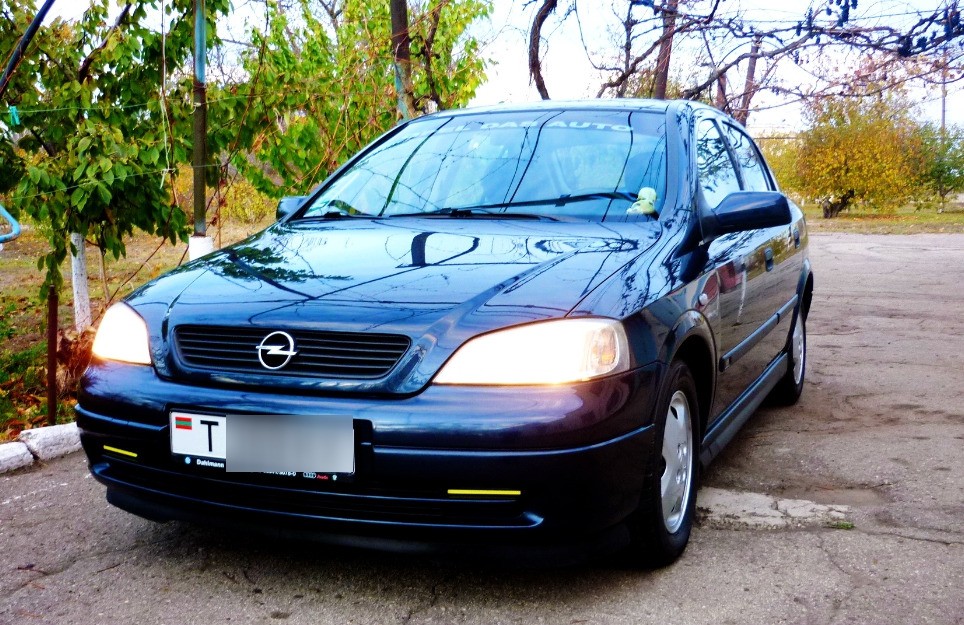 Astra 2002