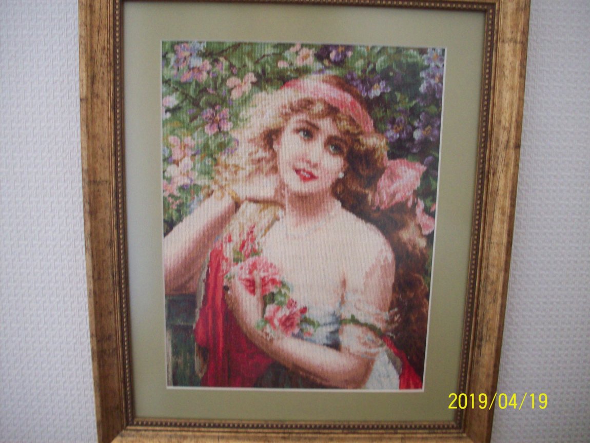 Продать ручную вышивку крестом. Продам вышивку. реально ли продать вышивку крестом. как продать вышивку. город анапа где продают вышивки.