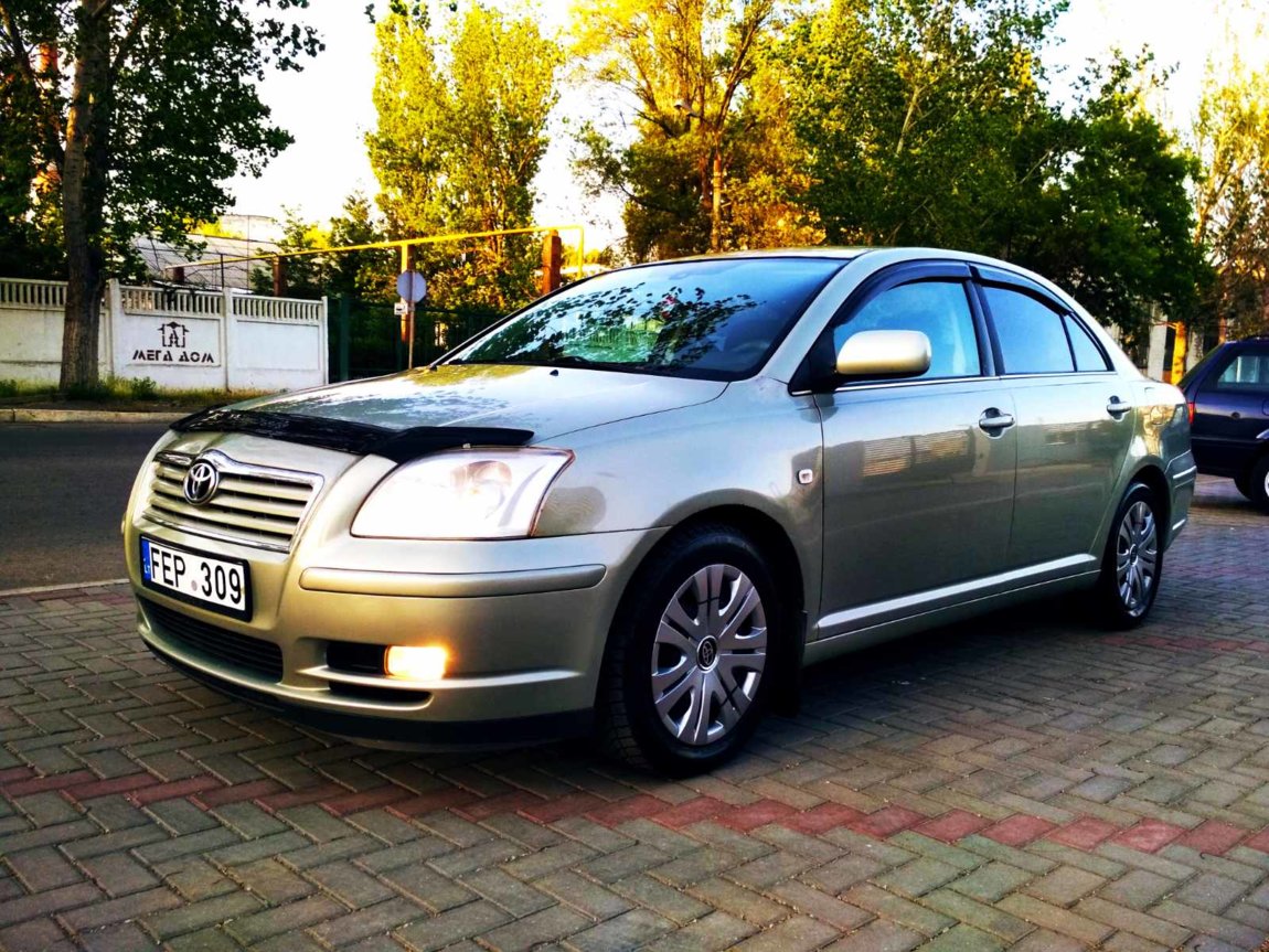 avtokredit tojota avensis 2500