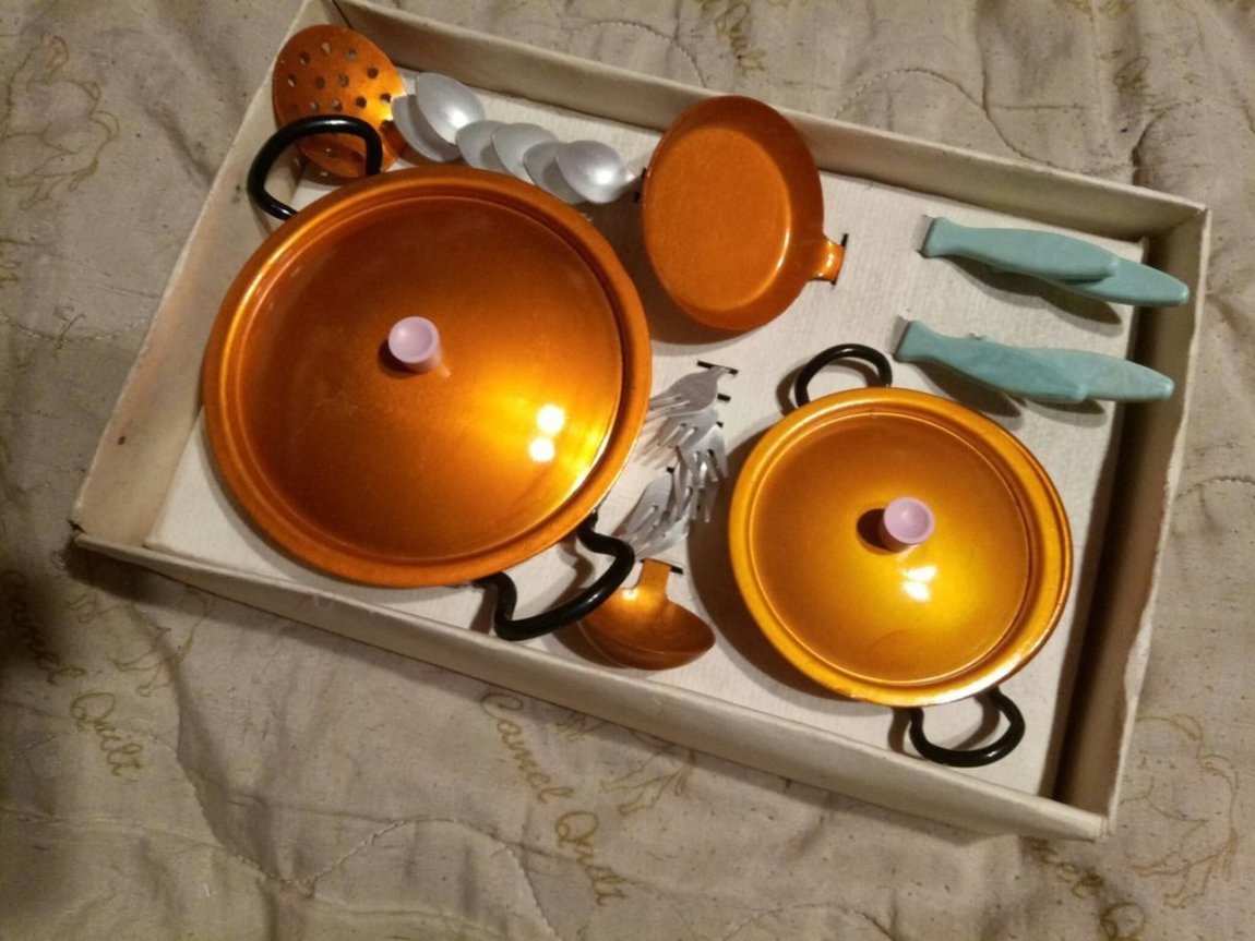 Посуда советских времен. Советская игрушечная посуда. Советские наборы посуды. Советская детская посудка. Советская детская посуда игрушечная.