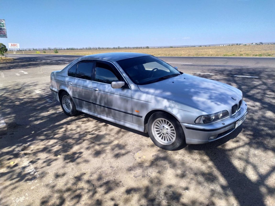 BMW 5 e39 525i ПМР авто рынок