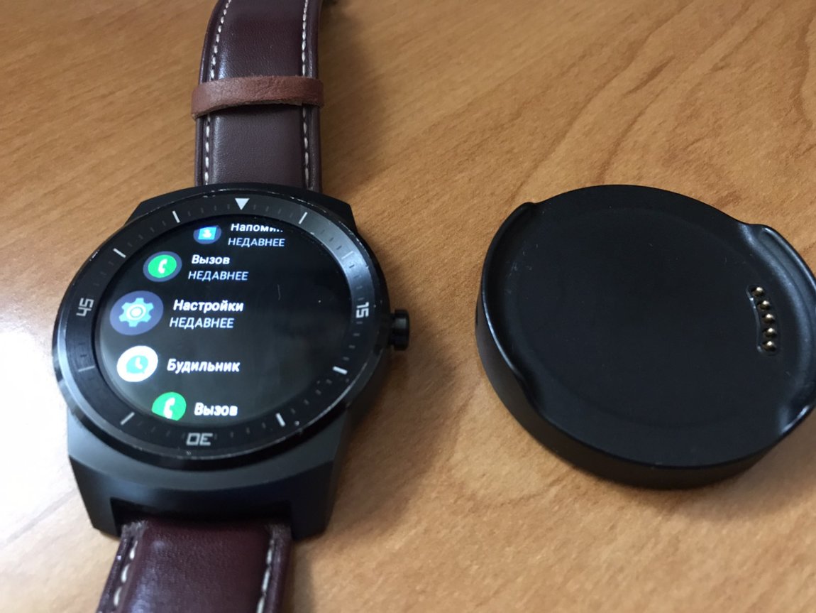 Smart Watch LG 450 руб