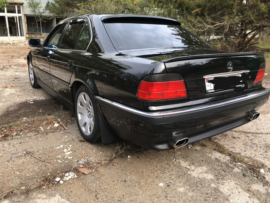 Продам BMW 7-Series E38 2900 $