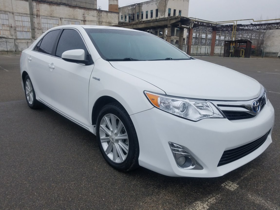 Форум камри 50. Камри 50 гибрид. Toyota Camry универсал 2021. Камри 50 такси. Камри 50 в тонере.