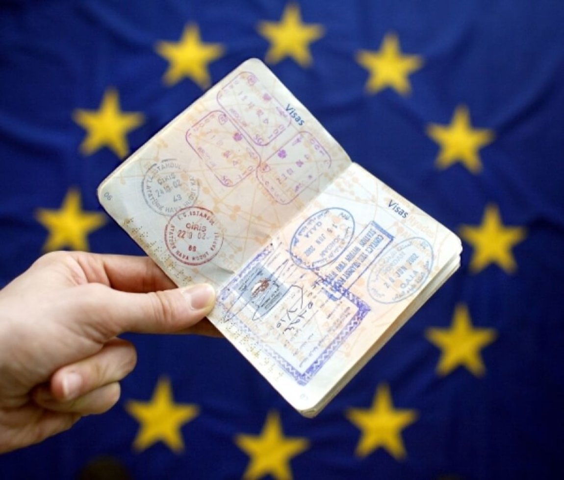 Виза в евросоюз. Шенгенская виза. Виза Евросоюза. Шеншен. Шенгенская visa.