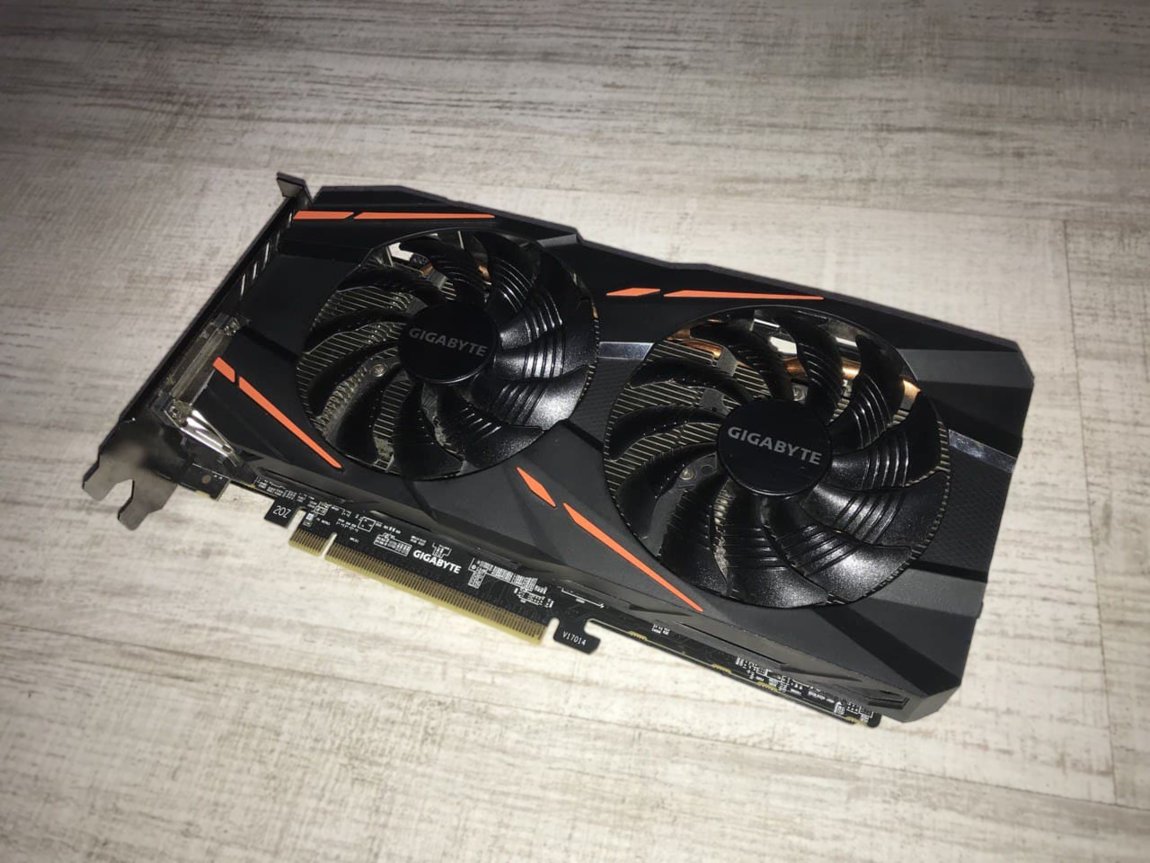 Rx570 4gb. Gigabyte RX 570 4gb. RX 570 4gb разъемы. Gigabyte RX 380.