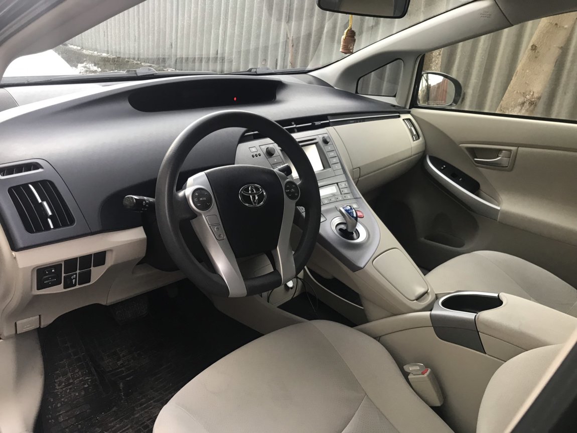 Toyota Prius 2015 Interior