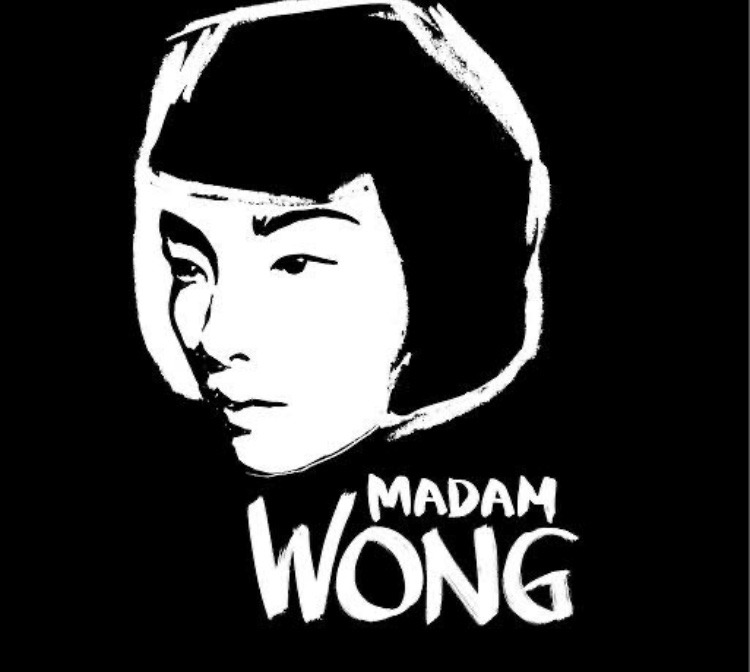 Madame wong дворцовая ул 9. Мадам вонг. ульяновск madame wong. мадам вонг ресторан. тарелки madam wong.