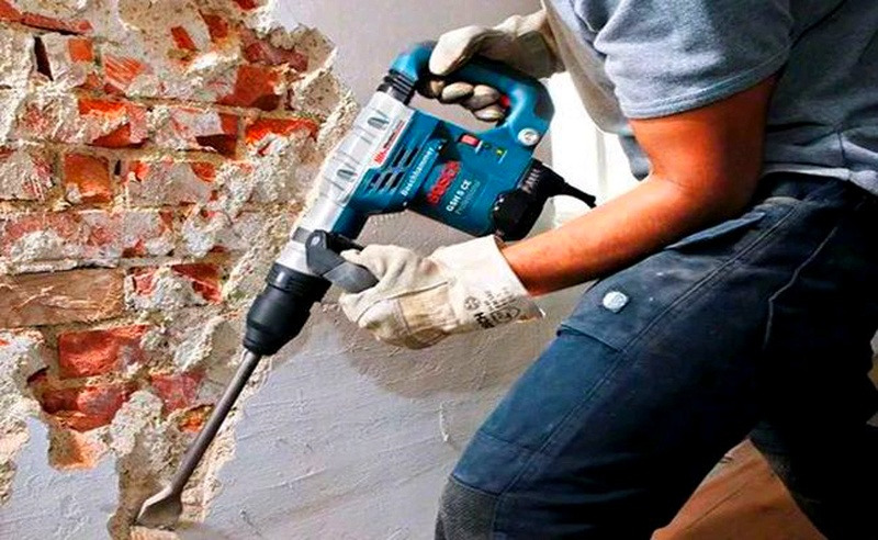 Оборудование демонтажные работы. Демонтаж стен. Оборудование демонтажные работы. Робот разрушитель brokk. Оборудование демонтажные работы.