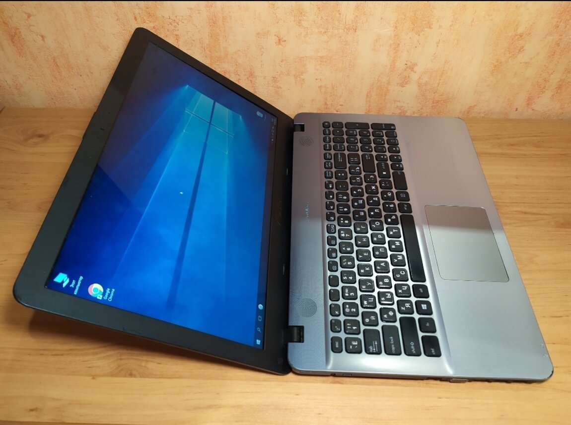 Intel core i3 6006u cpu 2.00 ghz. Асус 500 d ноутбук. Ноутбук асус где диски.