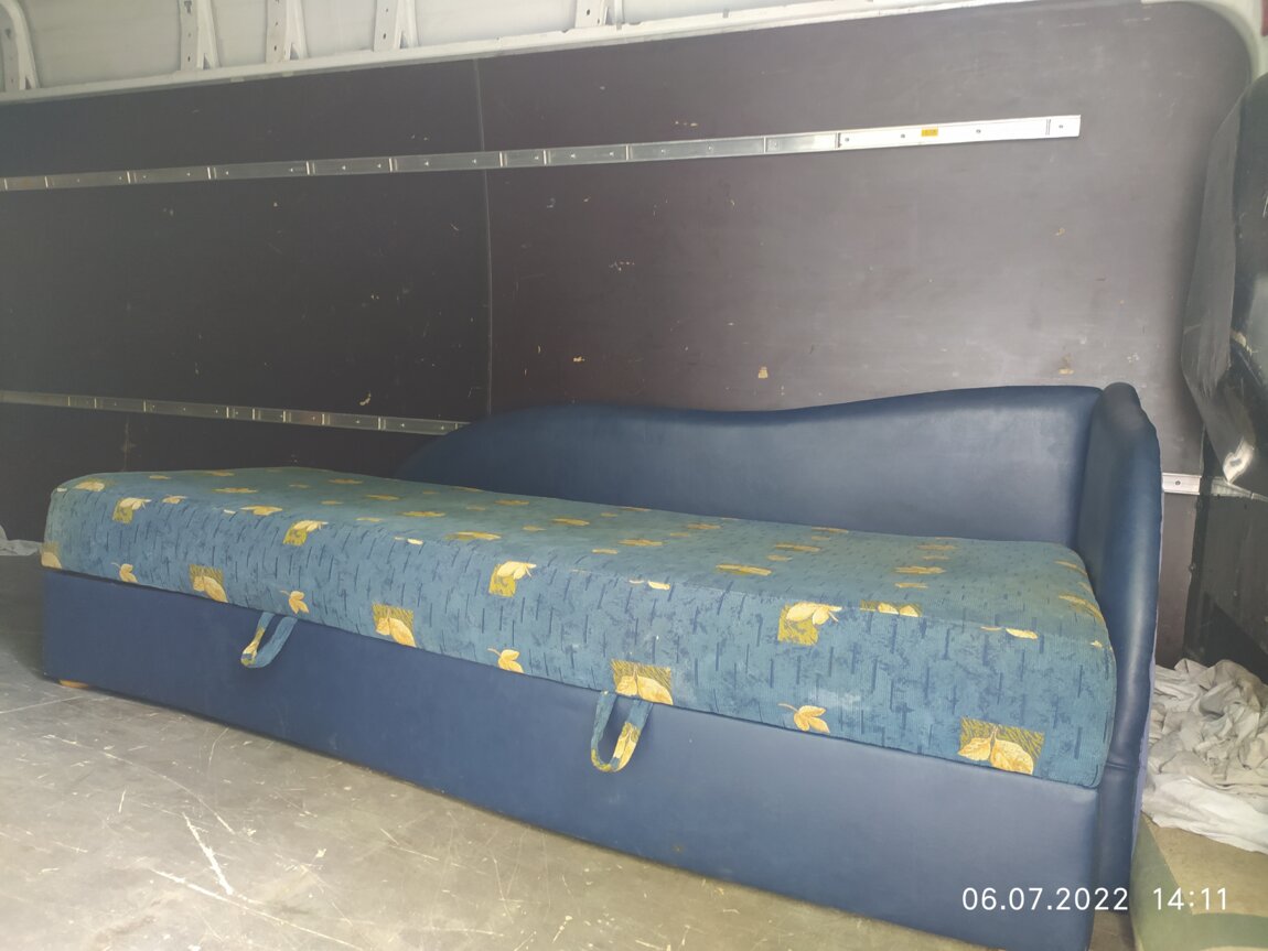 Одноместный раздвижной диван кровать