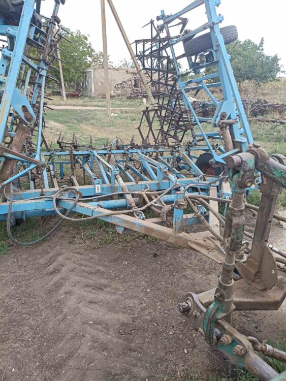 Продам культиватор КПС-8