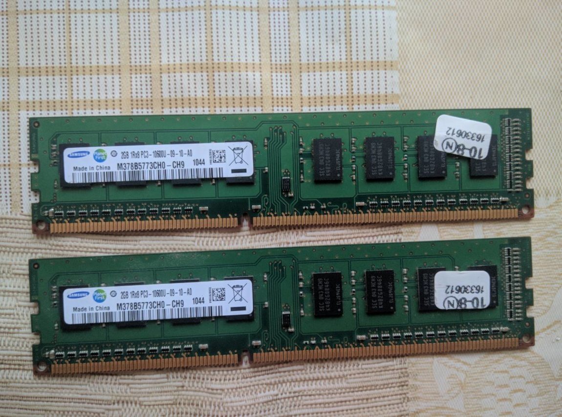 Оперативная память ddr3 для ноутбука 4 гб. Оперативка ddr1 ddr2 ddr3. Оперативная память ddr3 IRDM. Переходник для памяти ddr3 от ноутбука к стационарному ПК. Радиатор для оперативной памяти ddr3.