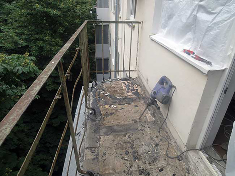 Демонтаж Старого Балкона