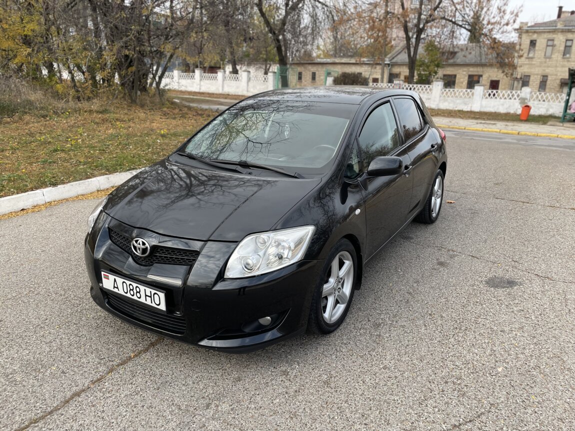 Тойота аурис 2008 кондиционер. Toyota Auris 2008. Toyota Auris 2008 manual. Разболтовка Тойота аурис 2008. Тойота аурис 2008 литые диски.