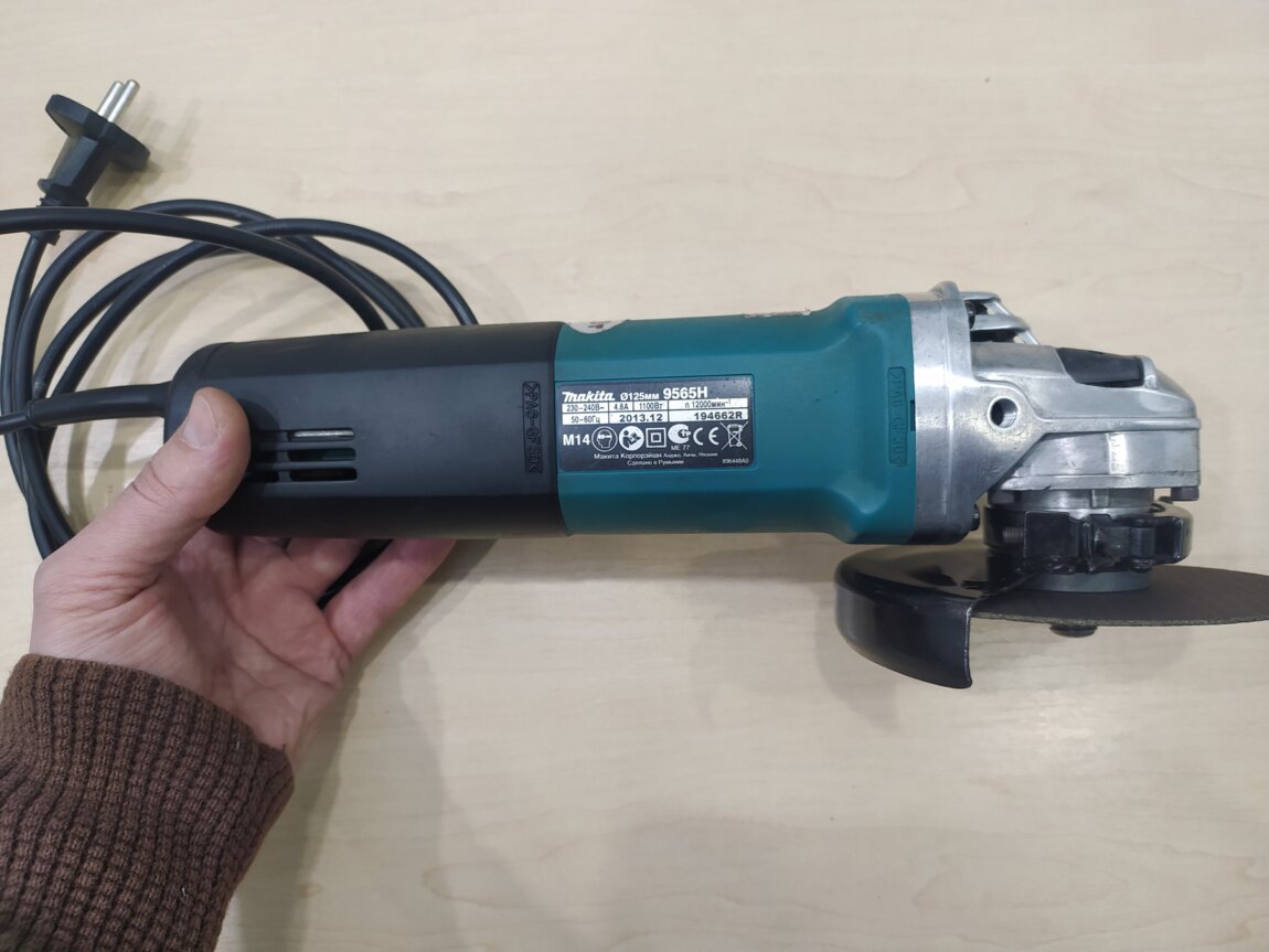 Makita 9565h. Пила на болгарку Makita 9565h.