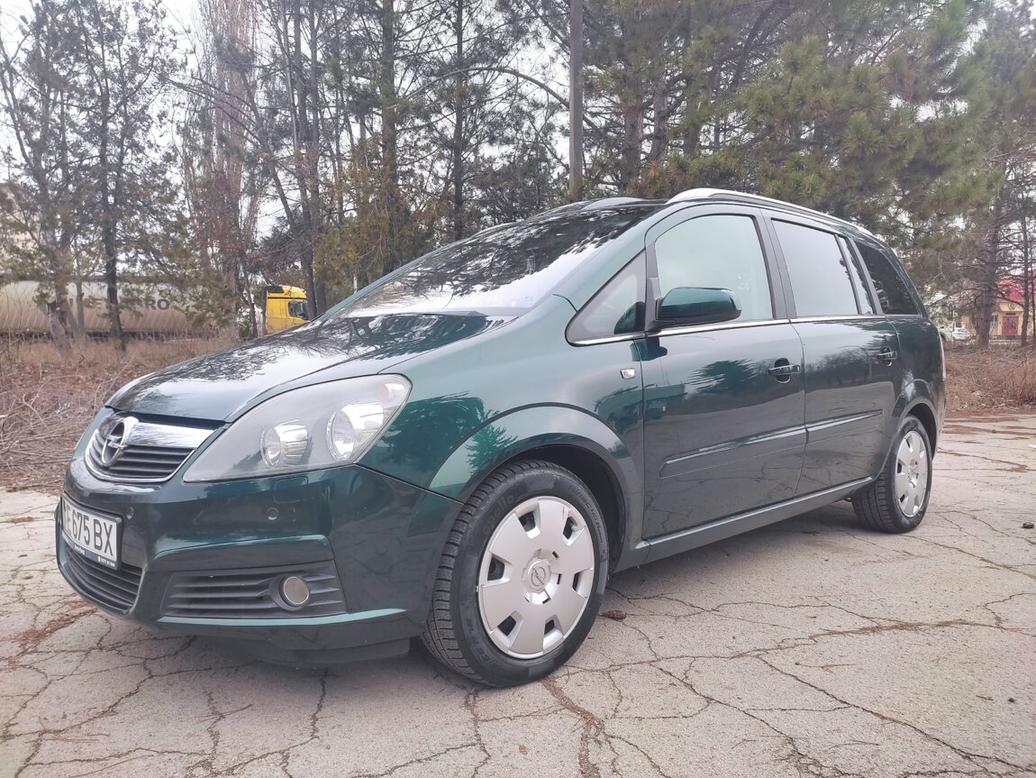 Авторынок ПМР. Opel Zafira Life крыша. Авторынок Терновка. Авторынок ПМР фото.