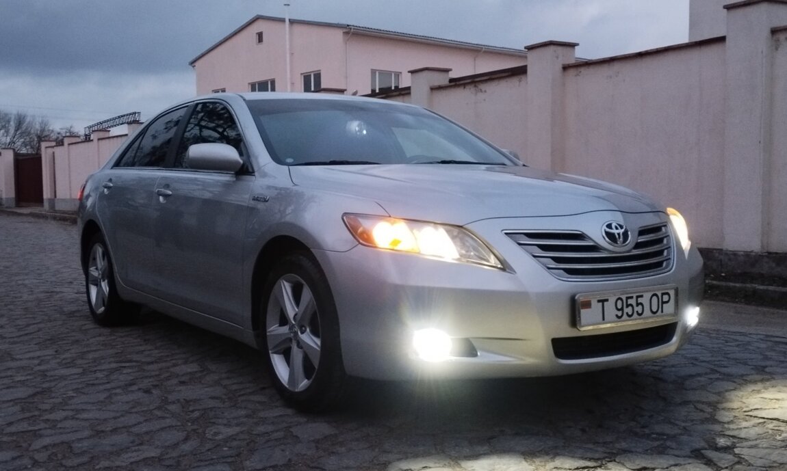 Toyota Camry Hybrid 2009