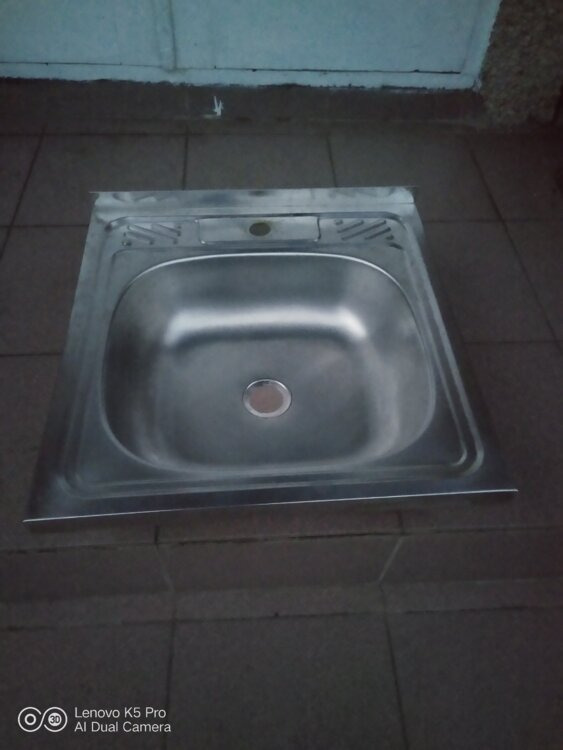 Мойка из нержавейки 230 руб. Ванна чугунная 170 см 1200 руб