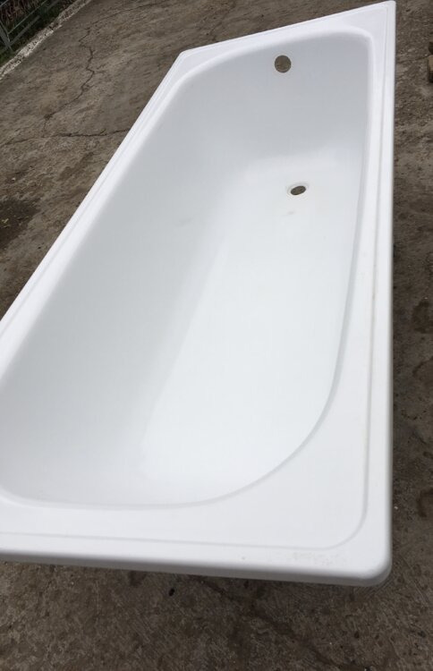 Стальная ванна 1200 руб