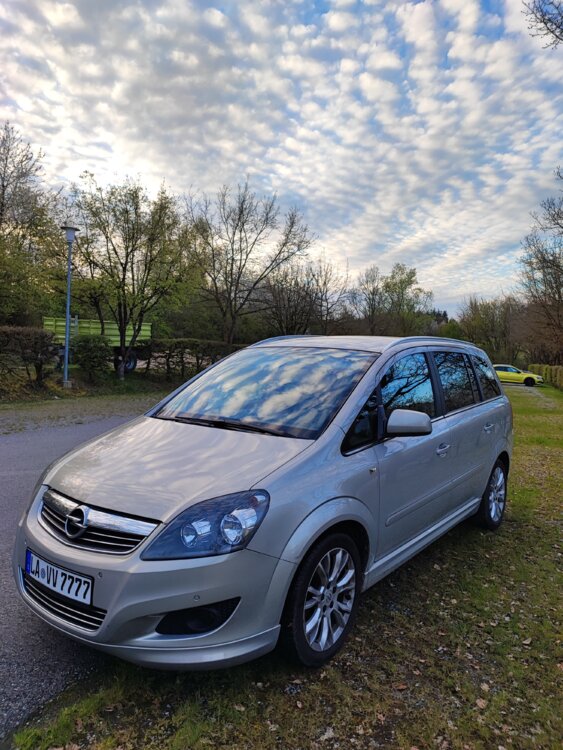 Opel Zafira 2009