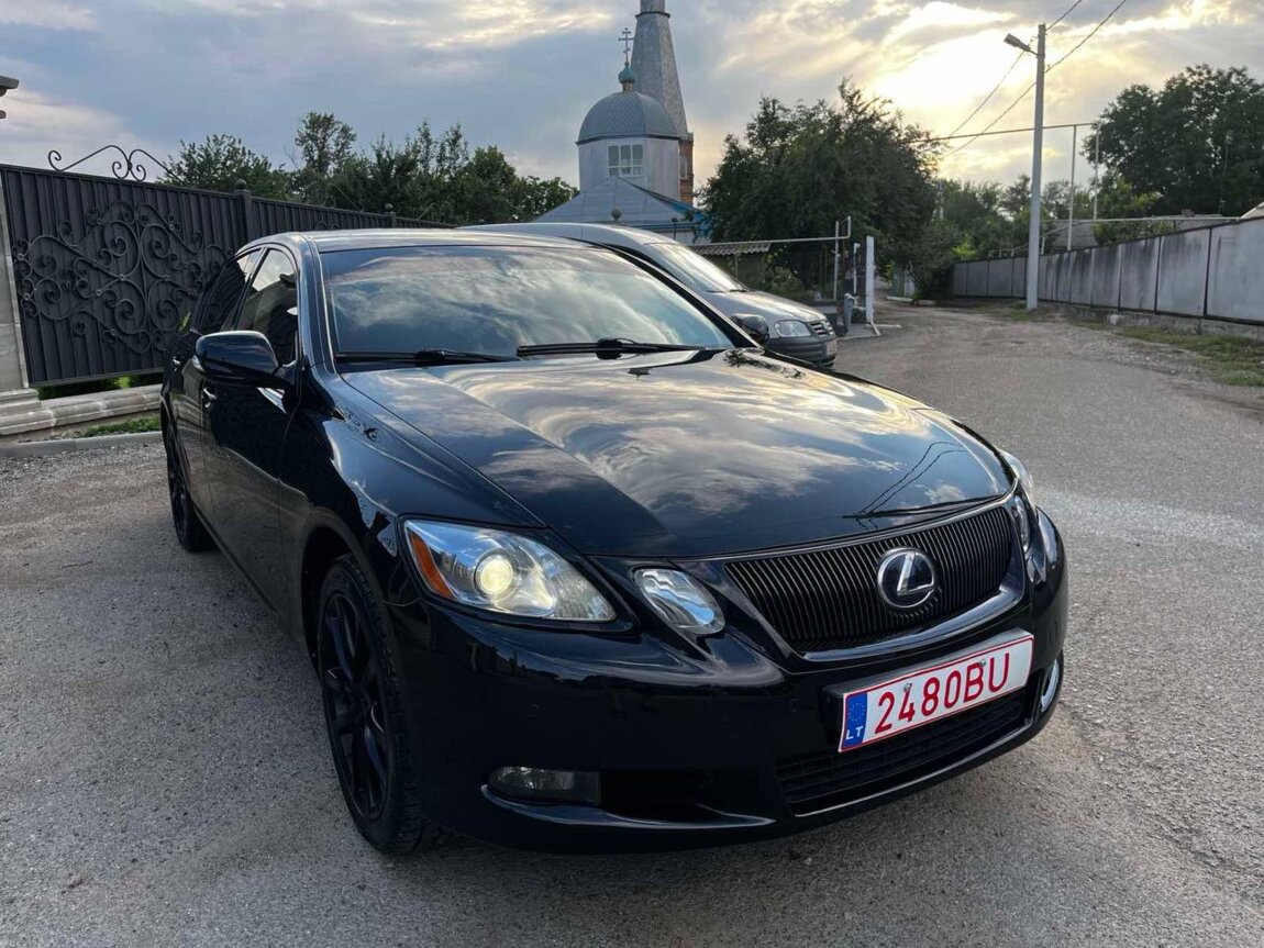 Lexus 490 Armenia