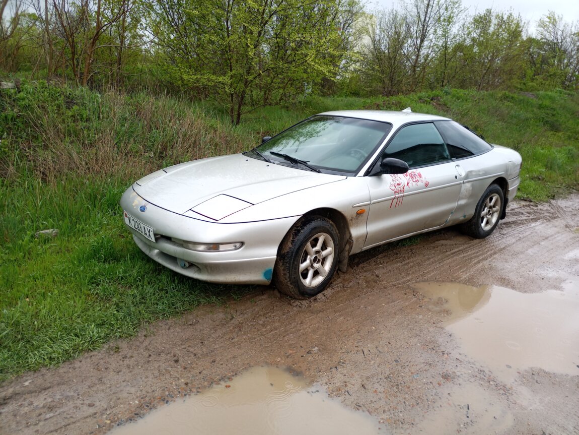 Ford Probe в снегу