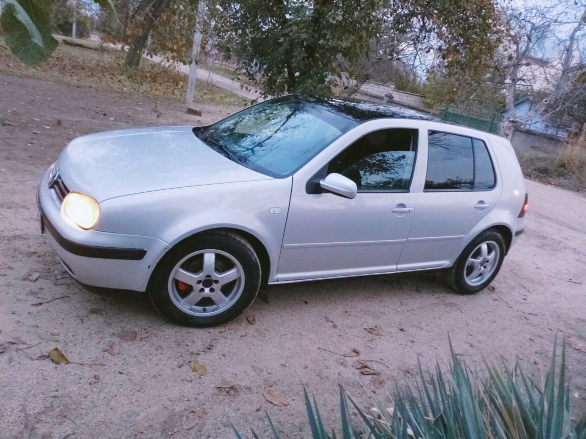 Авторынок ПМР Volkswagen Golf 2