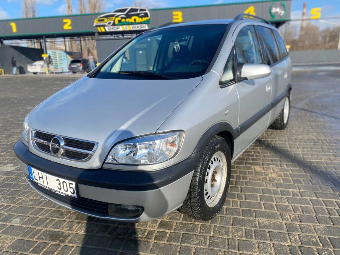 opel zafara