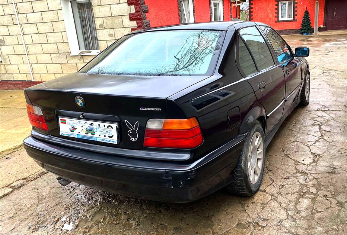 bmw e34 черная