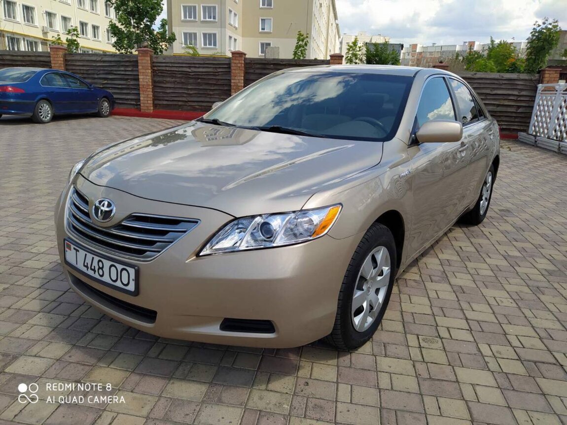 Toyota Camry Hybrid 2009