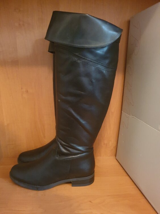 Новые кожаные сапоги Bata, ботинки Ecco и Geox, размеры 38 - 40