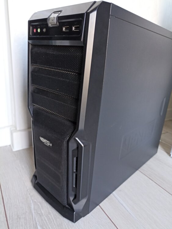 Asus Vento A8