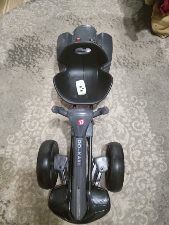 Продам ЭЛЕКТРОСАМОКАТ GO-KART