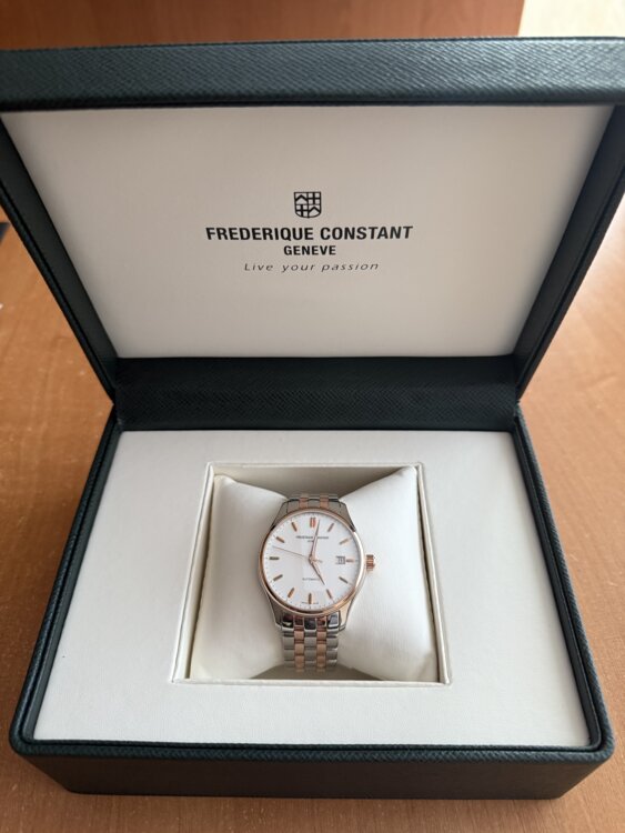 Швейцарские часы Frederique Constant Classics FC-303V5B2B (Идеал)