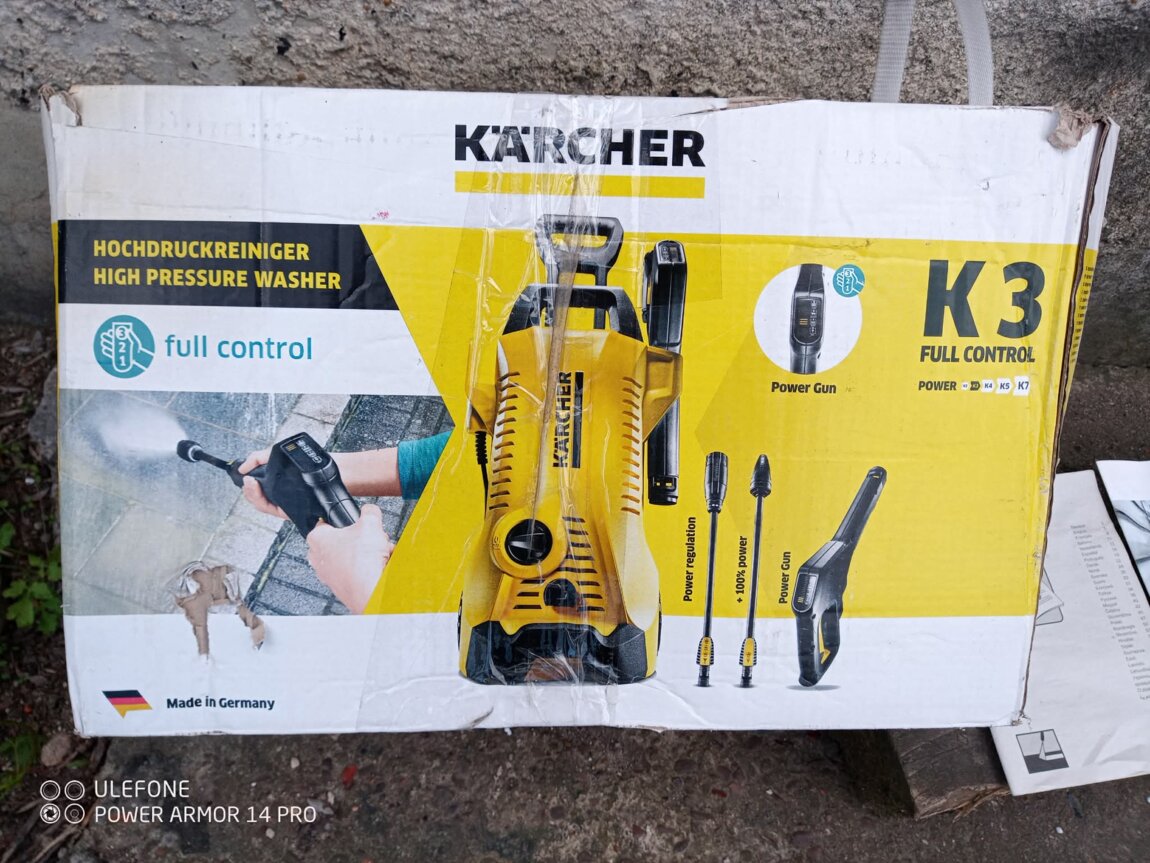 Мойка высокого давления Karcher K 3 Power Control из Германии.