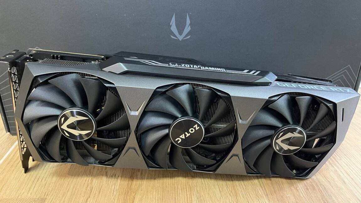 ZOTAC GAMING Trinity RTX 3080 12GB 490 $