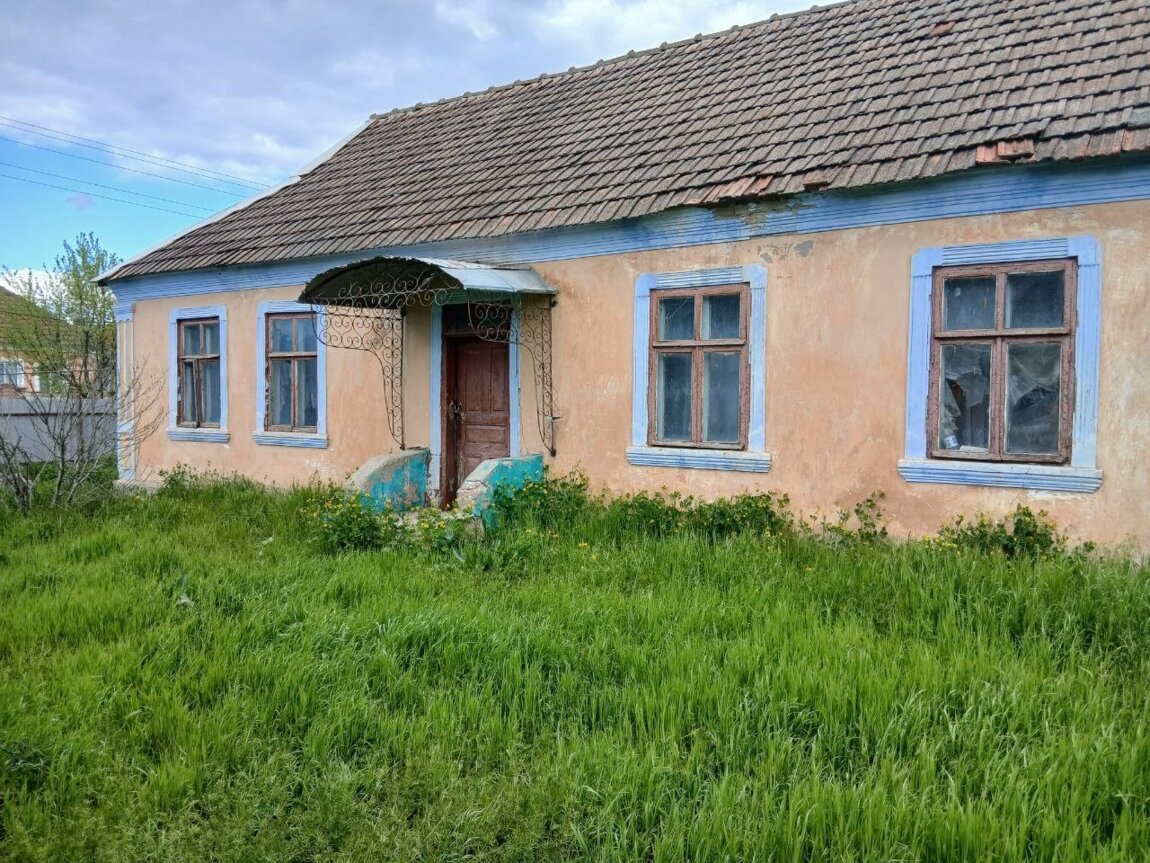 Продам дом в Парканах 14000 €