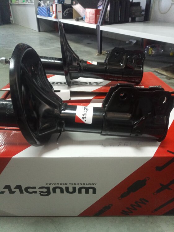 Передние амортизаторы mitsubishi.