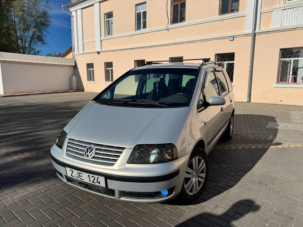 Продам Фольксваген Шаран 2.0 бензин-метан 2001г. Состояние отличное