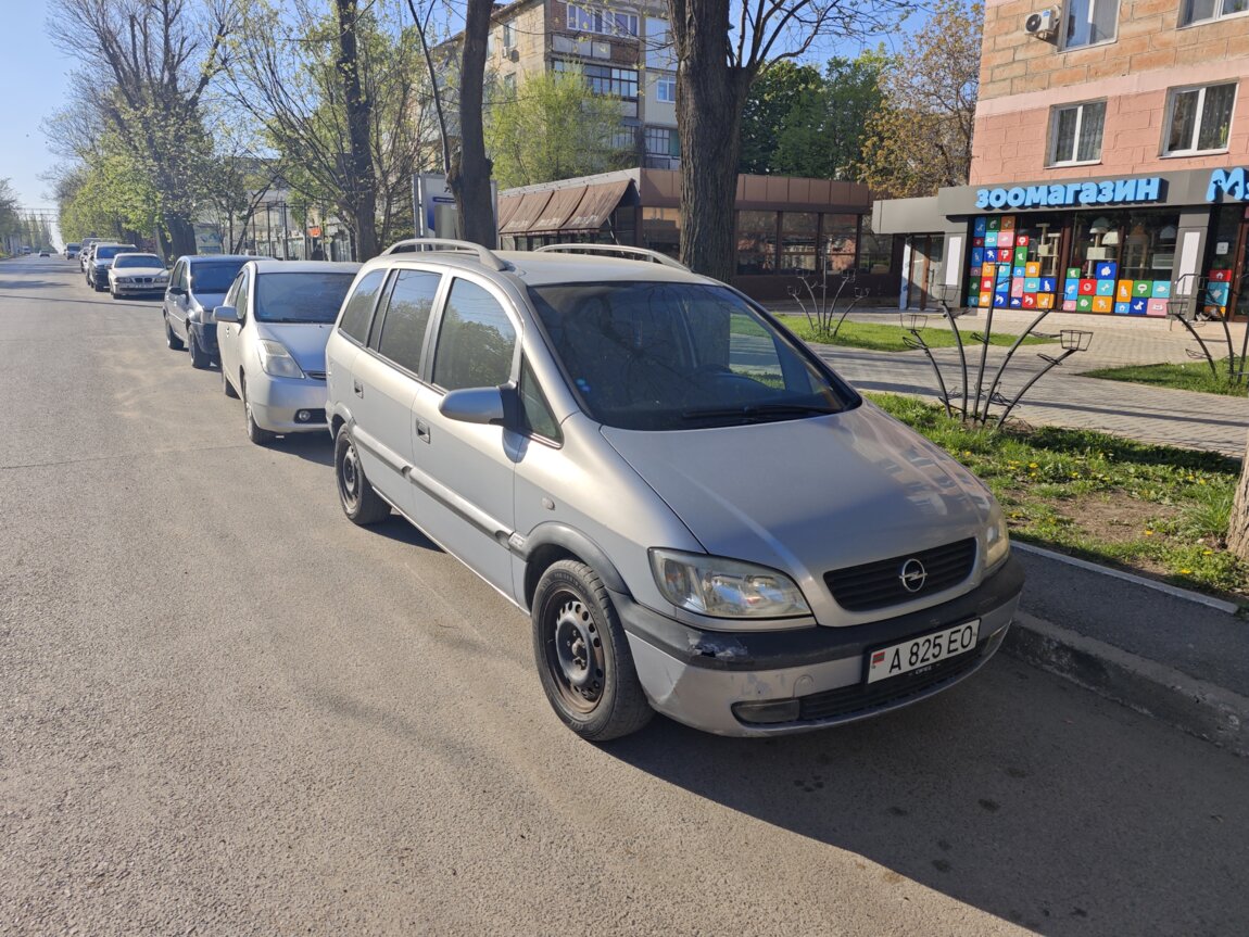 Opel Zafira 2002