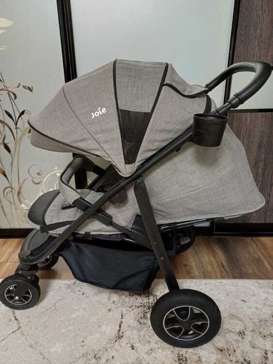 Прогулочная коляска Joie Litetrax 4 Air в хорошем состоянии